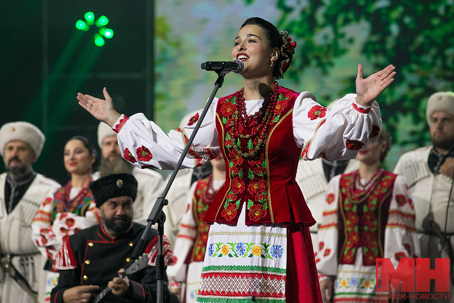 09 06 2024 kultura konczert ko dnyu rossii miczevich 22 kopiya