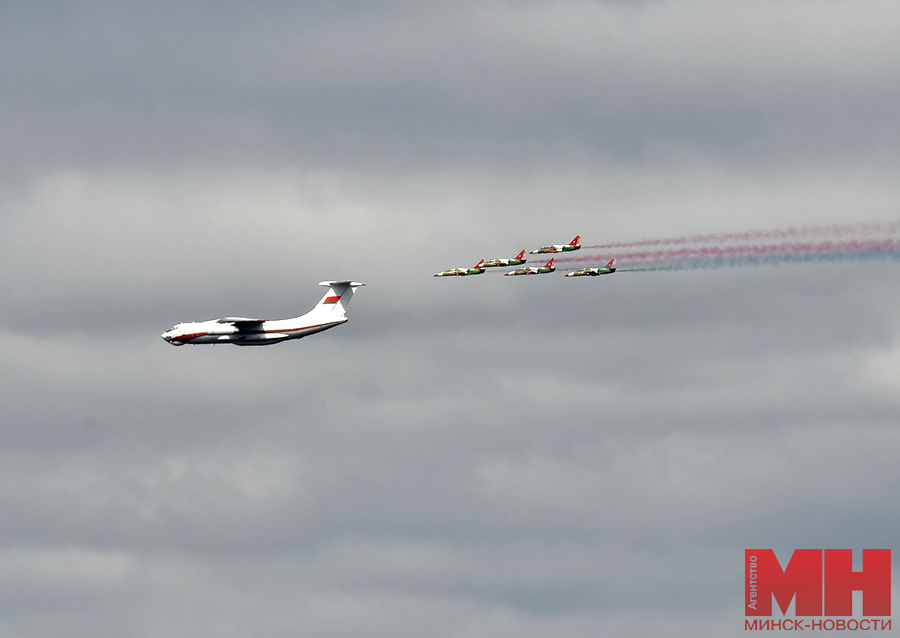 24 06 2024 siloviki parad aviacziya mozolevskij 11