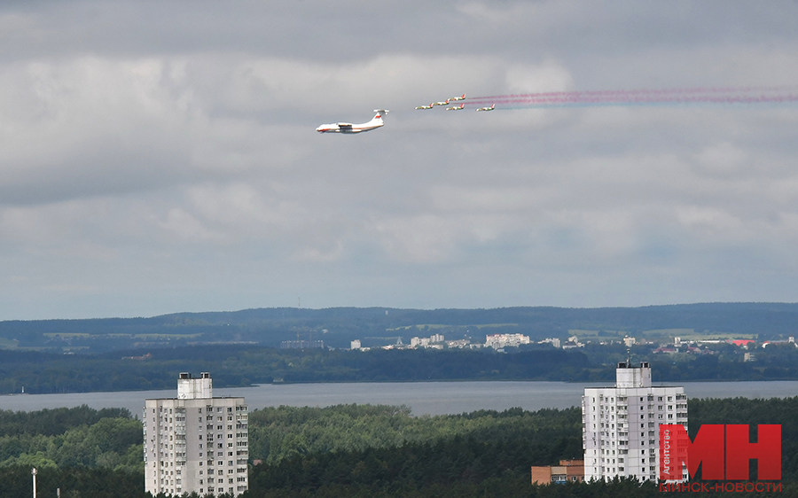 24 06 2024 siloviki parad aviacziya mozolevskij 12