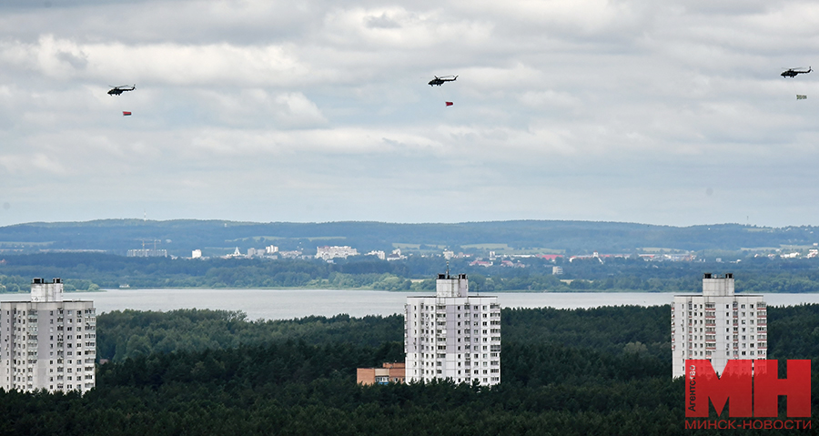 24 06 2024 siloviki parad aviacziya mozolevskij 2