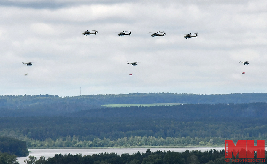 24 06 2024 siloviki parad aviacziya mozolevskij 7