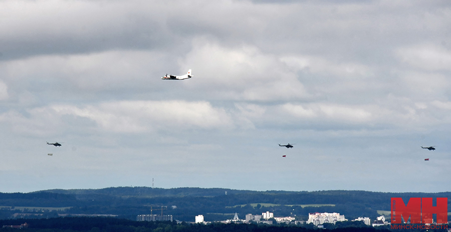 24 06 2024 siloviki parad aviacziya mozolevskij 8