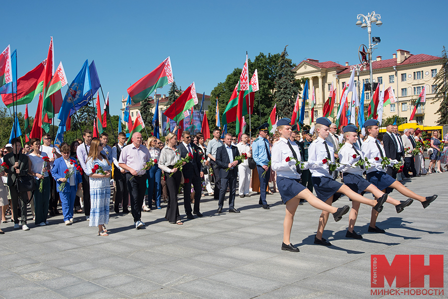 27 06 2024 politika czeremoniya kalendar i kniga pamyati miczevich 13 kopiya