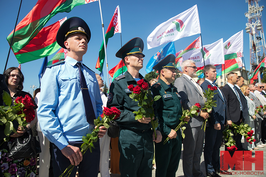 27 06 2024 politika czeremoniya kalendar i kniga pamyati miczevich 4 kopiya