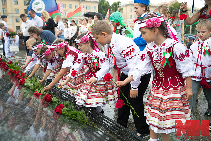 29 06 2024 politika czeremoniya kalendar i kniga pamyati miczevich 12 kopiya