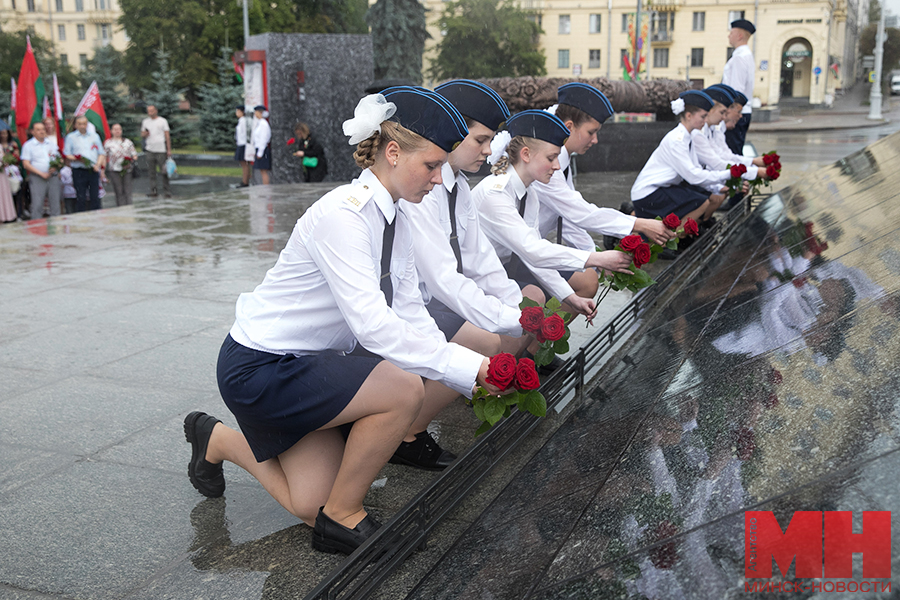 29 06 2024 politika czeremoniya kalendar i kniga pamyati miczevich 9 kopiya