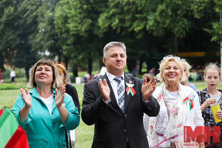 03 07 2024 prazdniki den nezavisimosti park 60 letiya oktyabrya malinovskaya21 kopiya