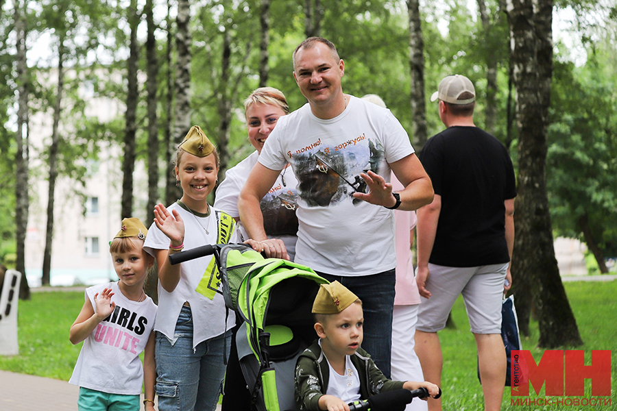 03 07 2024 prazdniki den nezavisimosti park 60 letiya oktyabrya malinovskaya31 kopiya