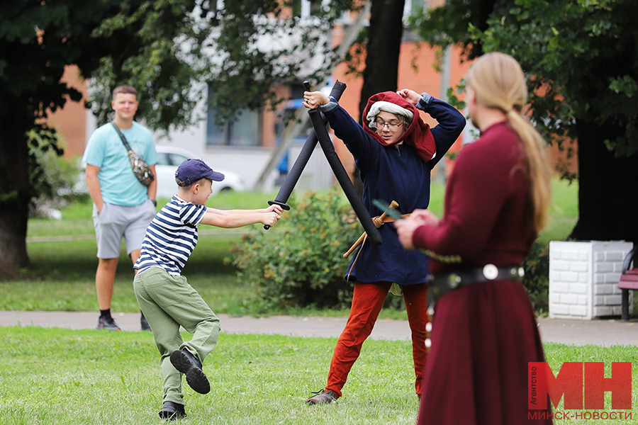 03 07 2024 prazdniki den nezavisimosti park 60 letiya oktyabrya malinovskaya33 kopiya