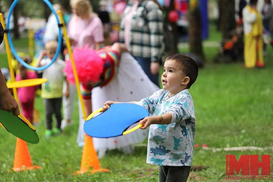 03 07 2024 prazdniki den nezavisimosti park 60 letiya oktyabrya malinovskaya50 kopiya