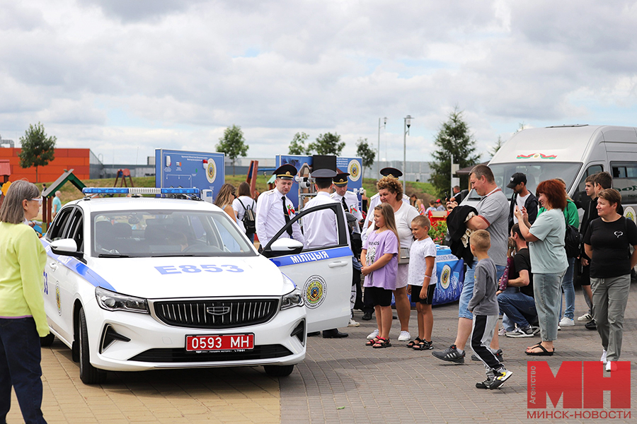 03 07 2024 prazdniki den nezavisimosti park ugo chavesa malinovskaya20 kopiya