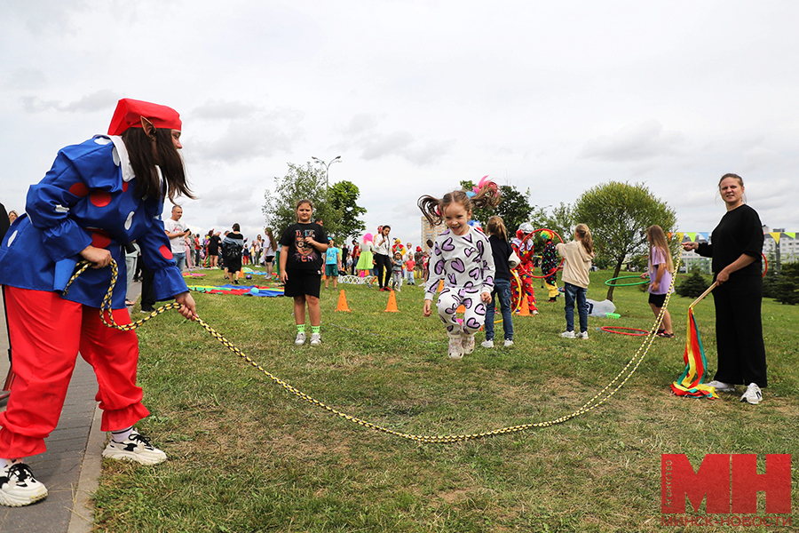 03 07 2024 prazdniki den nezavisimosti park ugo chavesa malinovskaya36 kopiya