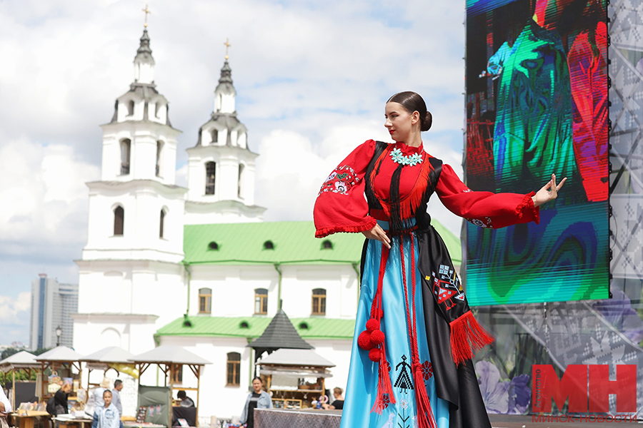 15 06 2024 kultura svyata lnu rodnae modnae legprom malinovskaya15 kopiya