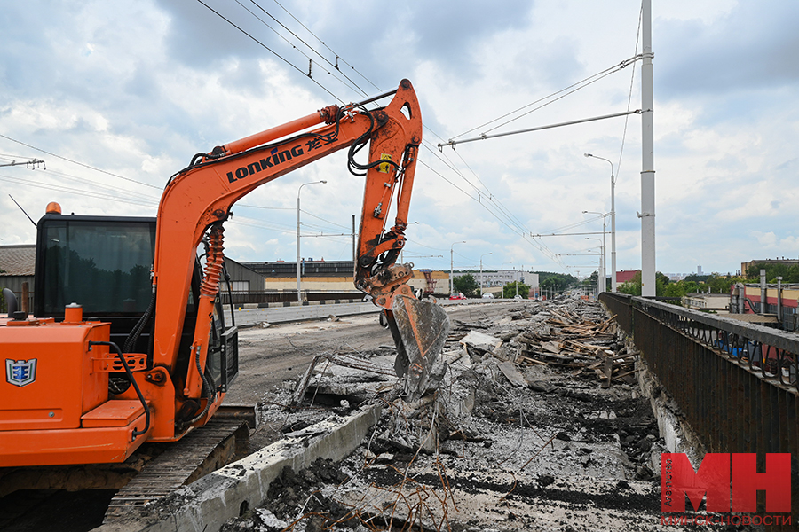 15 07 2024 strojka remont puteprovoda na vaupshasova 08 kopiya