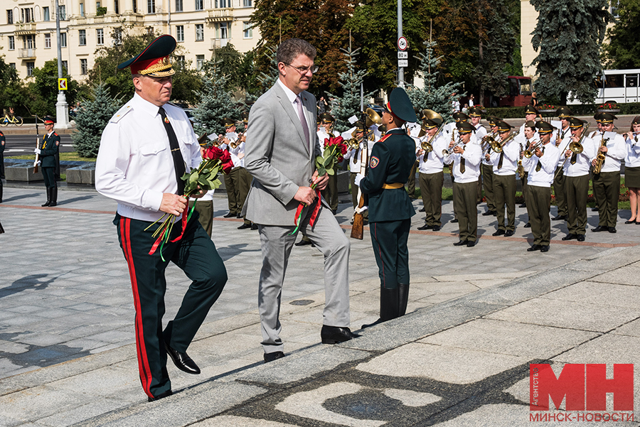 27 07 2024 prazdnik den pozharnoj sluzhby vozlozhenie czvetov miczevich 4 kopiya