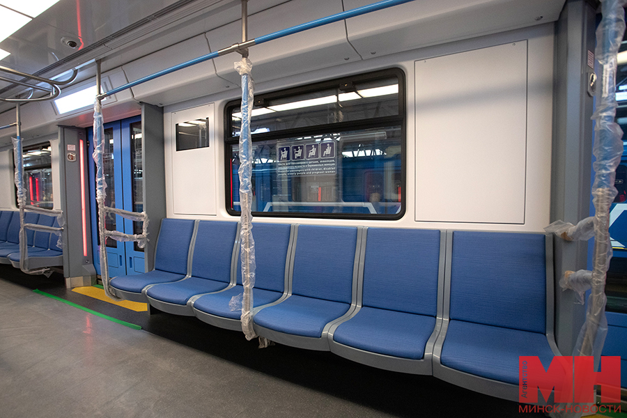05 08 2024 transport novyj sostav metro malinovskaya 22