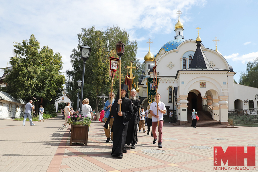 10 08 2024 religiya krestnyj hod odigiriya malinovskaya01 kopiya