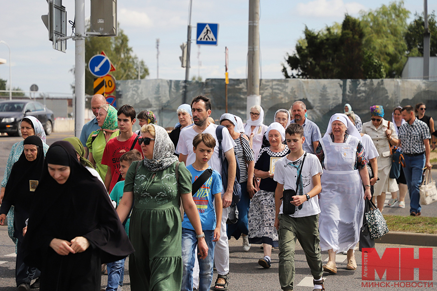 10 08 2024 religiya krestnyj hod odigiriya malinovskaya17 kopiya