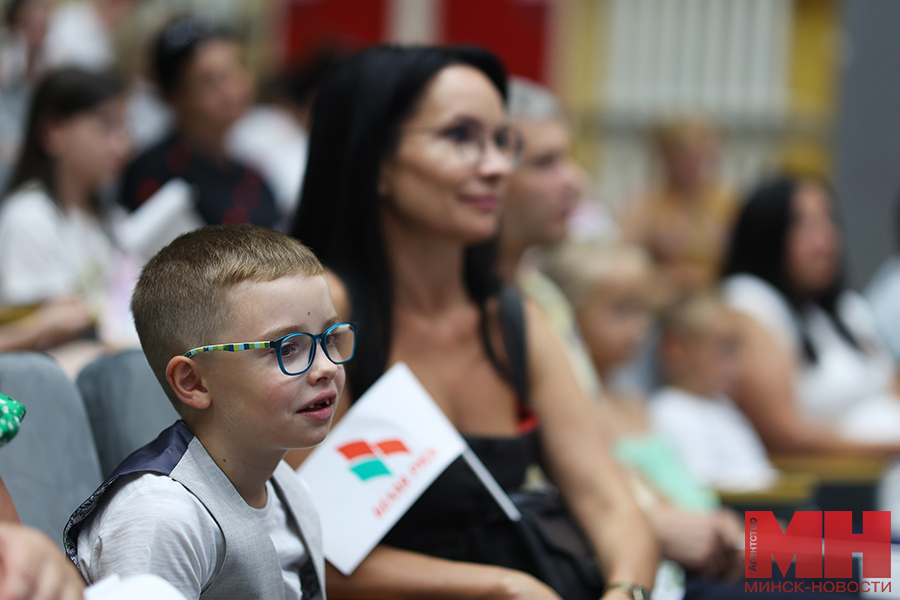 obrazovanie v shkolu s beloj rusyu lukashov 22 kopiya
