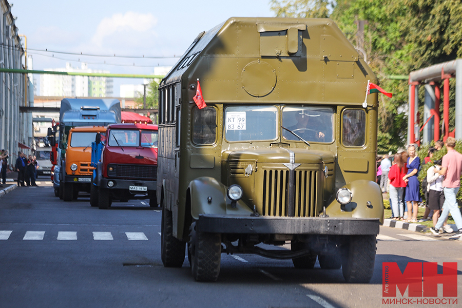 transport avtomobili prazdnik maz stolyarov 54 kopiya