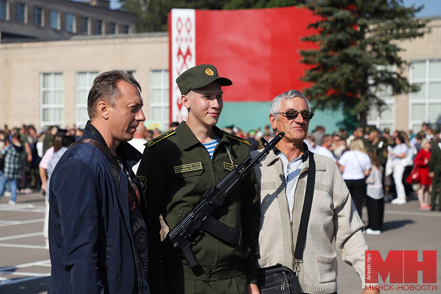 06 09 2024 siloviki voennaya prisyaga kursanty malinovskaya04 kopiya