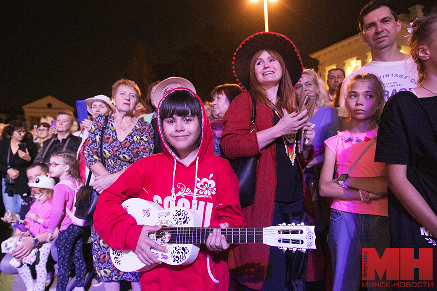 10 09 2024 reklama festival meksikanskoj kultury miczevich 51 kopiya