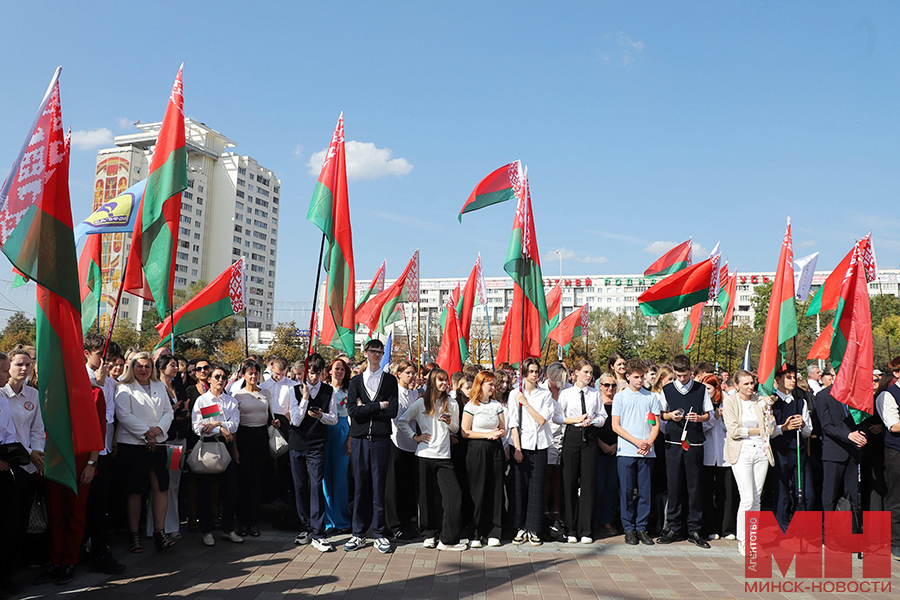 17 09 2024 politika den narodnogo edinstva naczionalnaya biblioteka malinovskaya34 kopiya