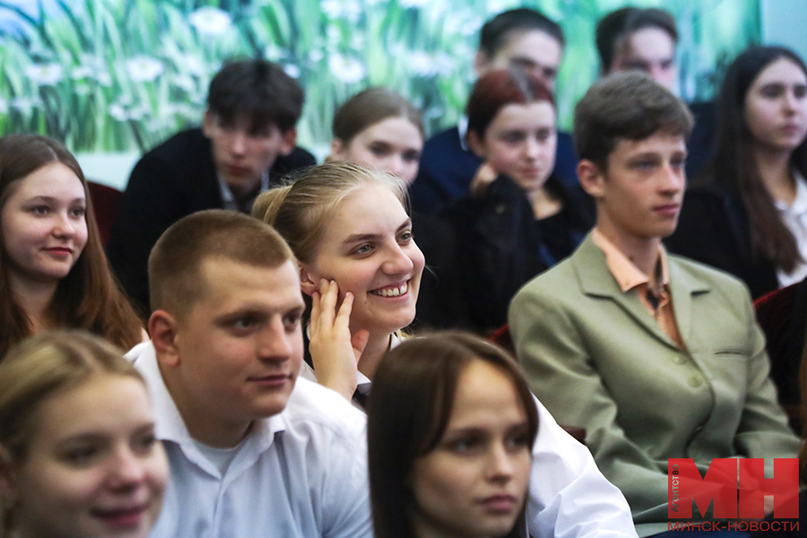 mgik obrazovanie vstrecha so studentami stolyarov 43 kopiya