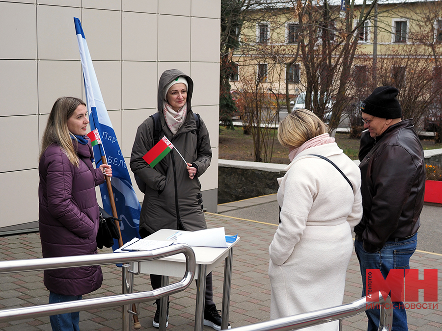 07 11 2024 vybory piket traktorozavodskoj mozolevskij 05 kopiya 1