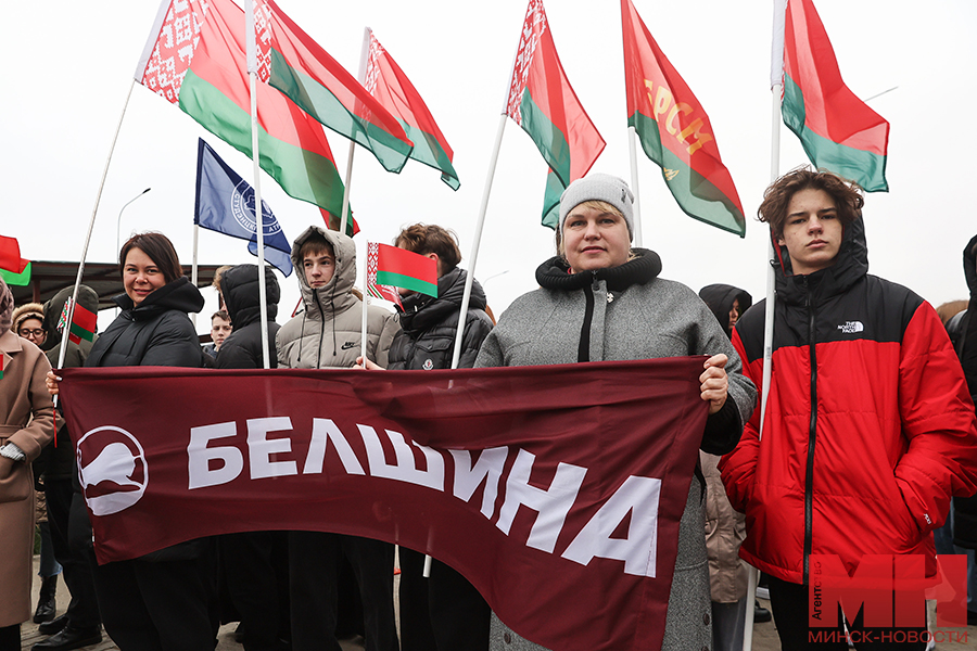 16 11 2024 vybory marafon edinstva bobrujsk otkrytie murala miczevich 7 kopiya