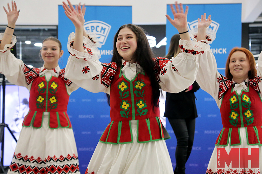 20 11 2024 kultura rodnye pesni spoem vmeste mozolevskij 18 kopiya