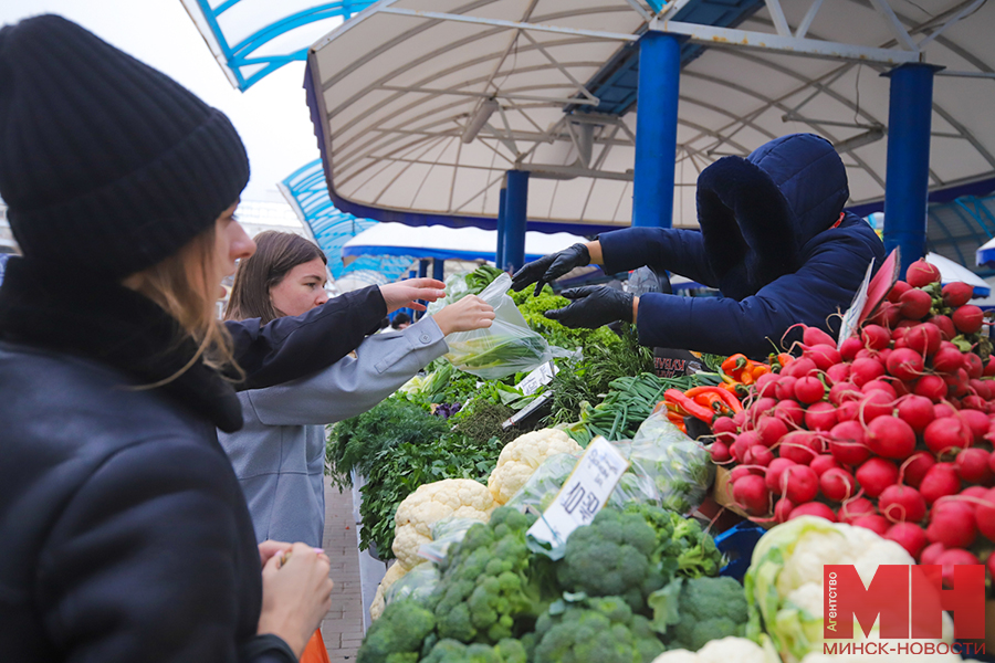 torgovlya ovoshhi frukty komarovka stolyarov 02 kopiya