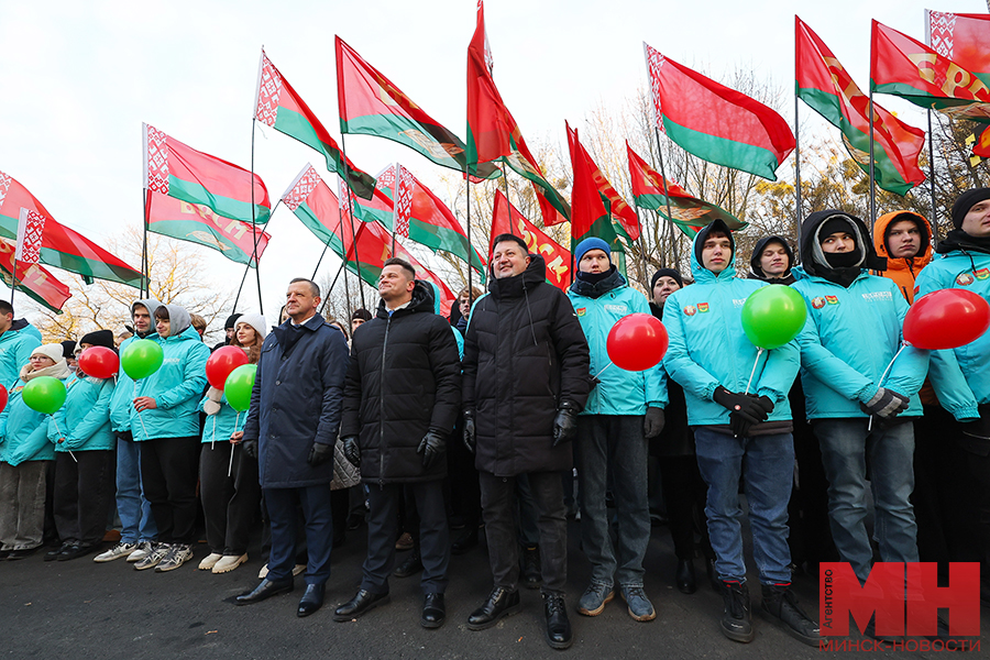 14 12 2024 politika baranovichi otkrytie murala miczevich 5 kopiya