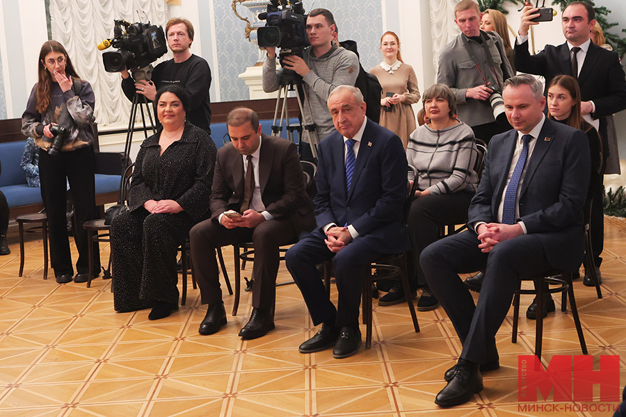 19 12 2024 kultura prezentacziya elki leninskogo rajona pozhoga 11 kopiya