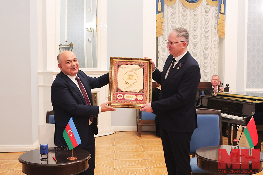 19 12 2024 kultura prezentacziya elki leninskogo rajona pozhoga 27 kopiya