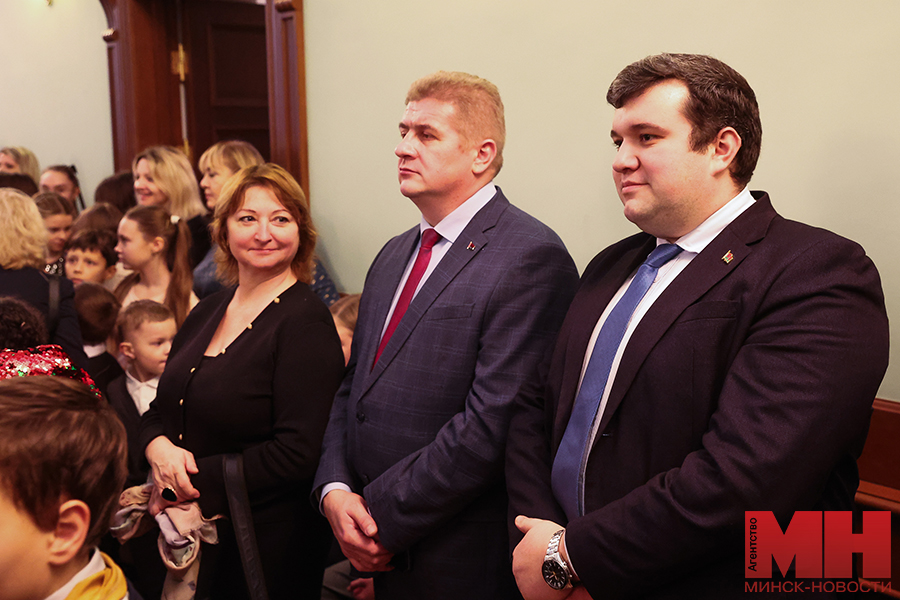 20 12 2024 politika prazdnik v ramkah akczii nashi deti miczevich 7 kopiya