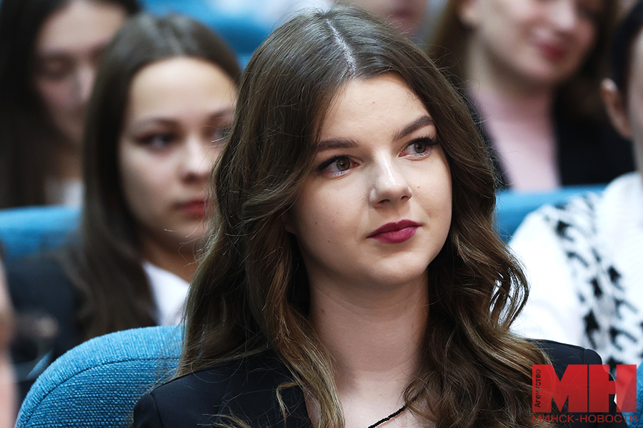23 12 2024 obrazovanie respublikanskij forum it youth miczevich 7 kopiya