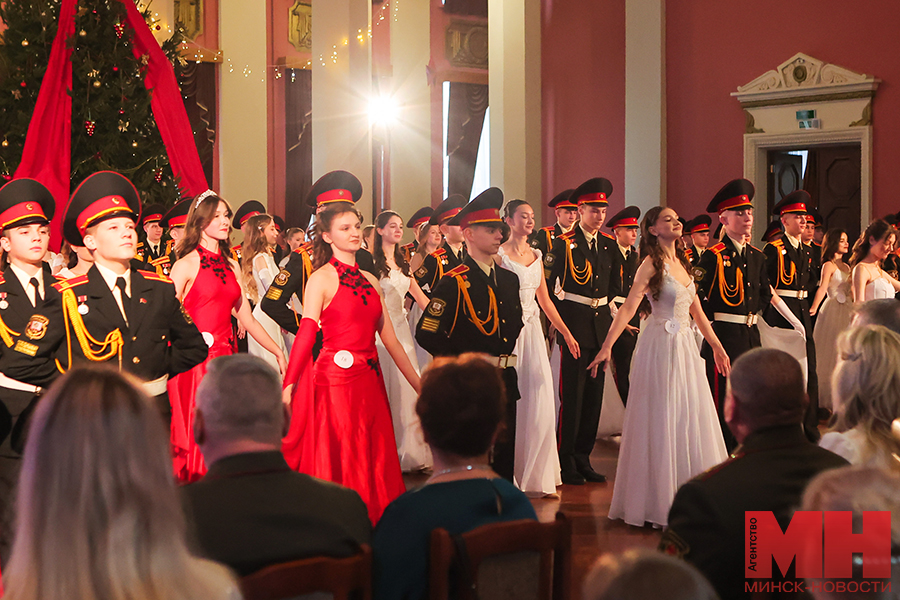 23 12 2024 siloviki armiya novogodnij suvorovskij bal pozhoga 10 kopiya
