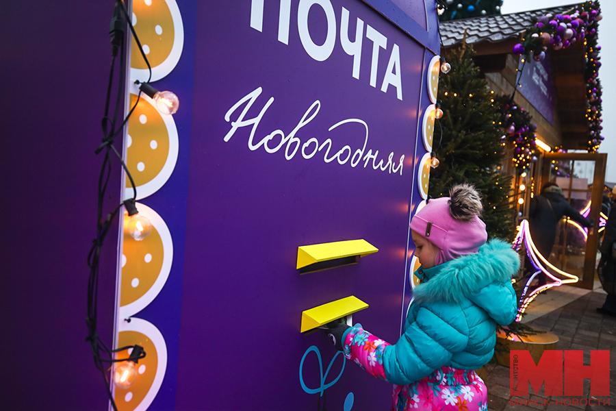 yarmarka u naczbiblioteki stolyarov 02 kopiya