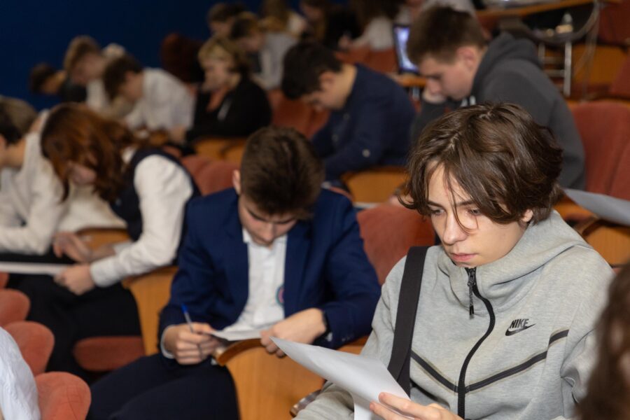 В Минске прошел конкурс по налоговой грамотности среди школьников 3 0x0 4