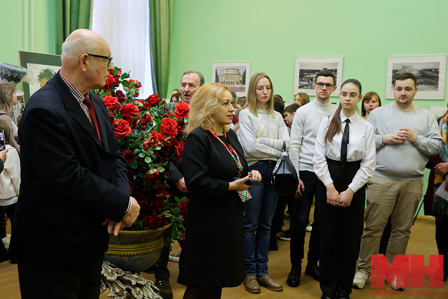 2025 01 10 kultura vystavka bolshogo teatra malinovskaya10 kopiya