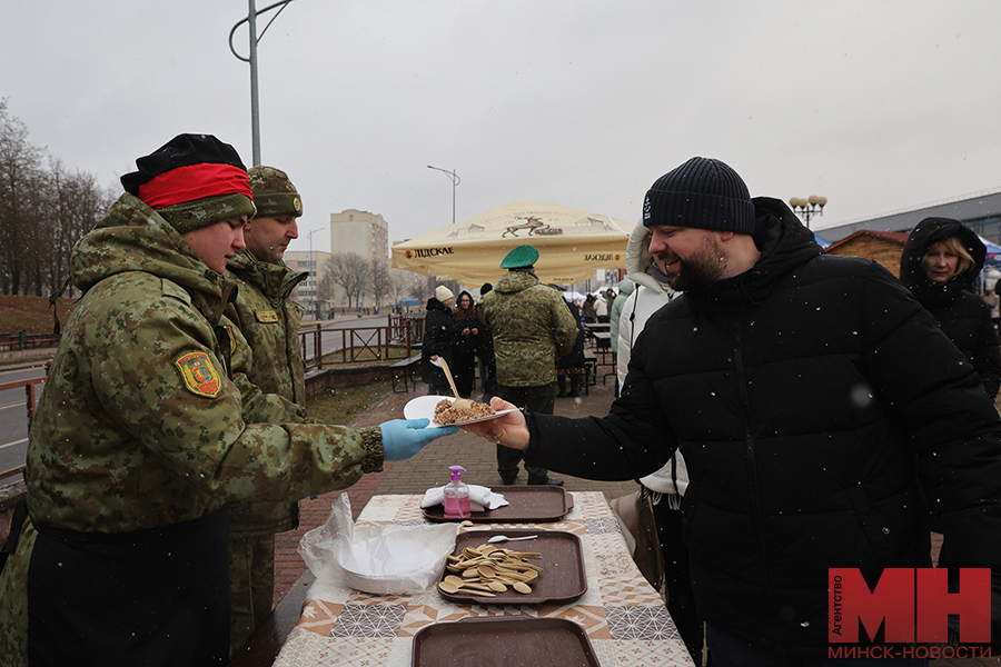 2025 01 11 politika yarmarka u ledovogo marafon edinstva malinovskaya20 kopiya