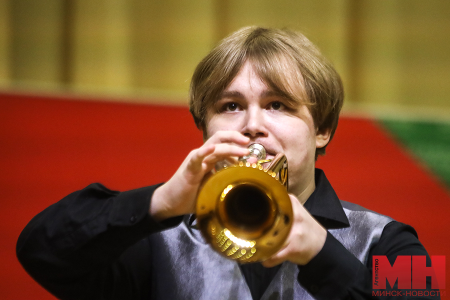 marafon edinstva master klass solistov i muzykantov bolshogo stolyarov 40 kopiya
