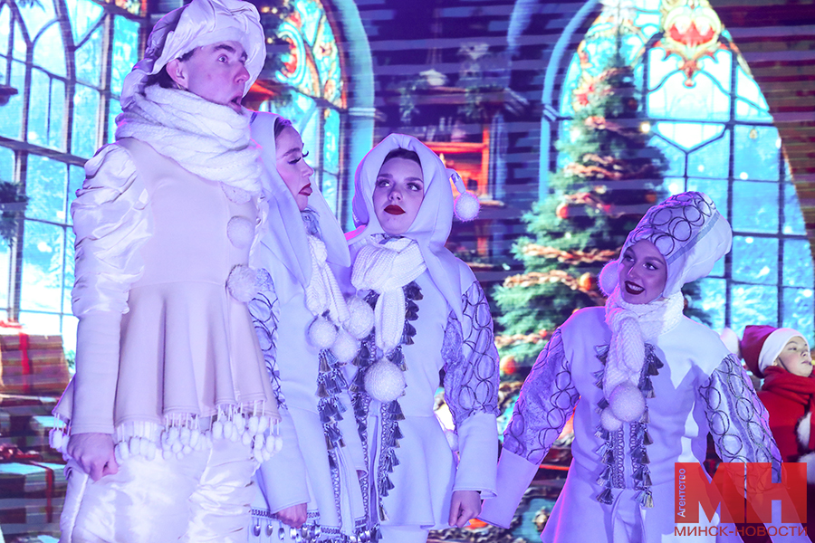 prazdnik predstavlenie novogodnee shou stolyarov 5 kopiya