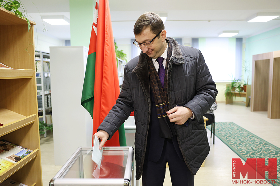 vybory czuran golosuet dosrochno lukashov 05 kopiya