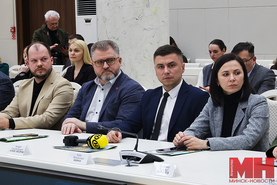 Сразу трое журналистов агентства «Минск-Новости» стали лауреатами творческого конкурса среди СМИ 6 2025 02 14 voennye nagrazhdenie zhurnalistov miczevich 5 kopiya