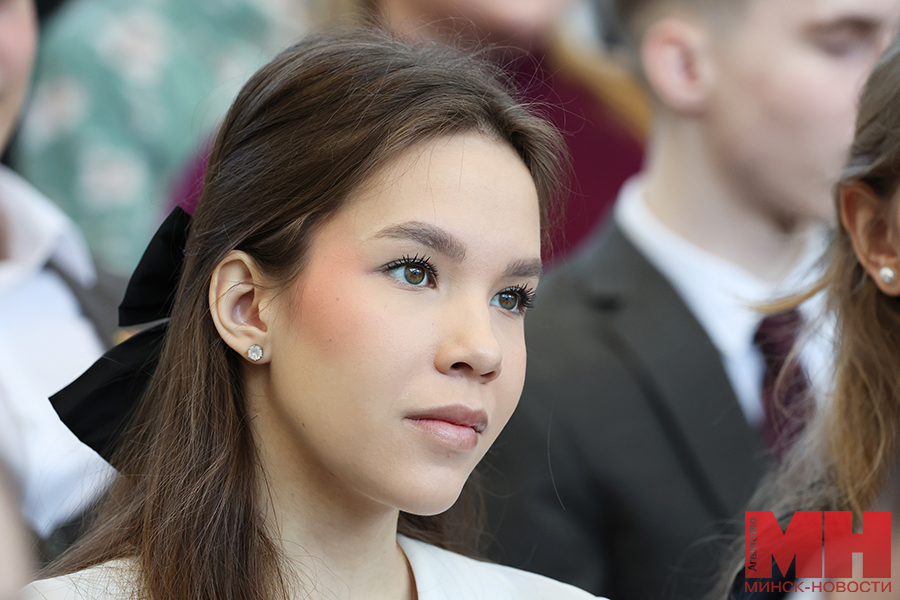 mgik kuharev vstretilsya s chlenami molodezhnyh sovetov lukashov 23 kopiya