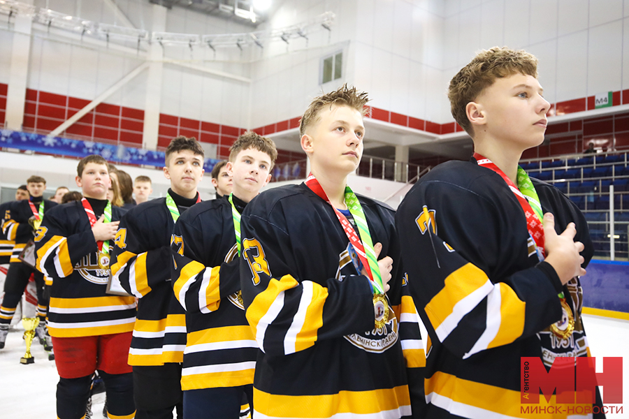 sport hokkej sorevnovaniya stolyarov 03 kopiya