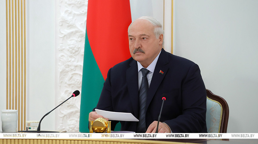 Лукашенко выразил соболезнования Путину в связи с крушением самолета в Амурской области 1 000019 1743667338 706713 bmain2