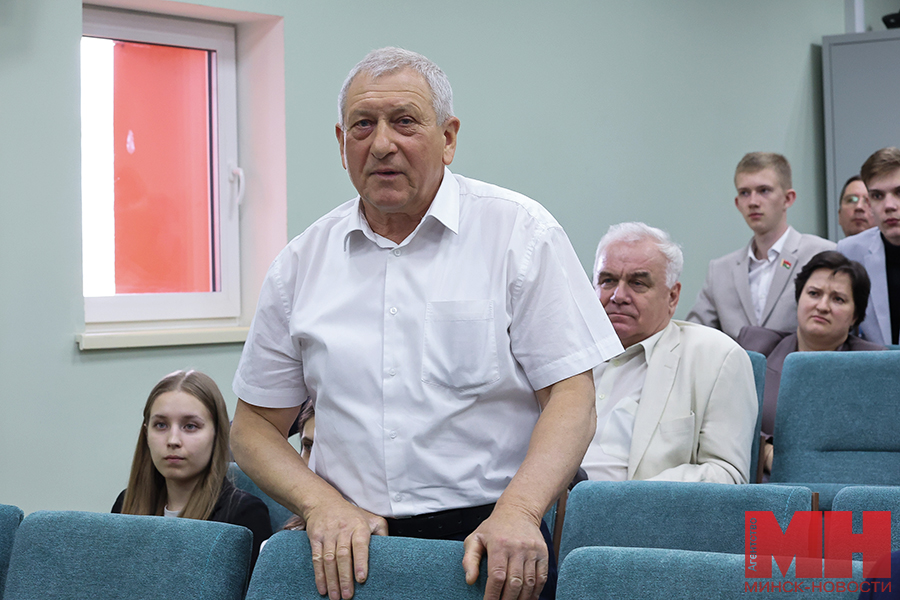 2025 04 24 politika akademiya svyazi frolov miczevich 14 kopiya